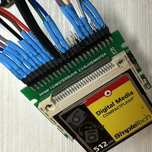 Utilizziamo Arduino per accedere ad una memoria Compact Flash in True IDE Mode