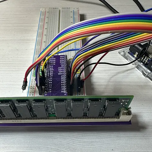 Memorie SIMM su Arduino: spingere il retrocomputing fino agli anni ’90